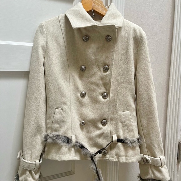 no brand (from South Korea) Jackets & Blazers - Cream Double-Breasted Women's Peacoat with Faux Fur Collar Scarf and Belt